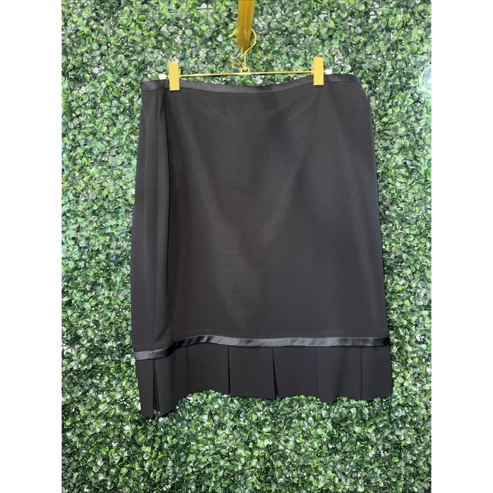 Joseph Ribkoff Skirt Women's 12 Black Pencil Pleated Hem Lined NWT